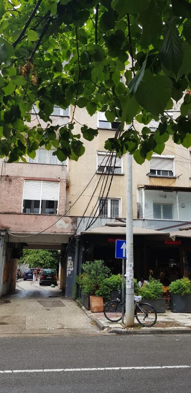 טיראנה Alle'S M Shyri Studio Apartment מראה חיצוני תמונה