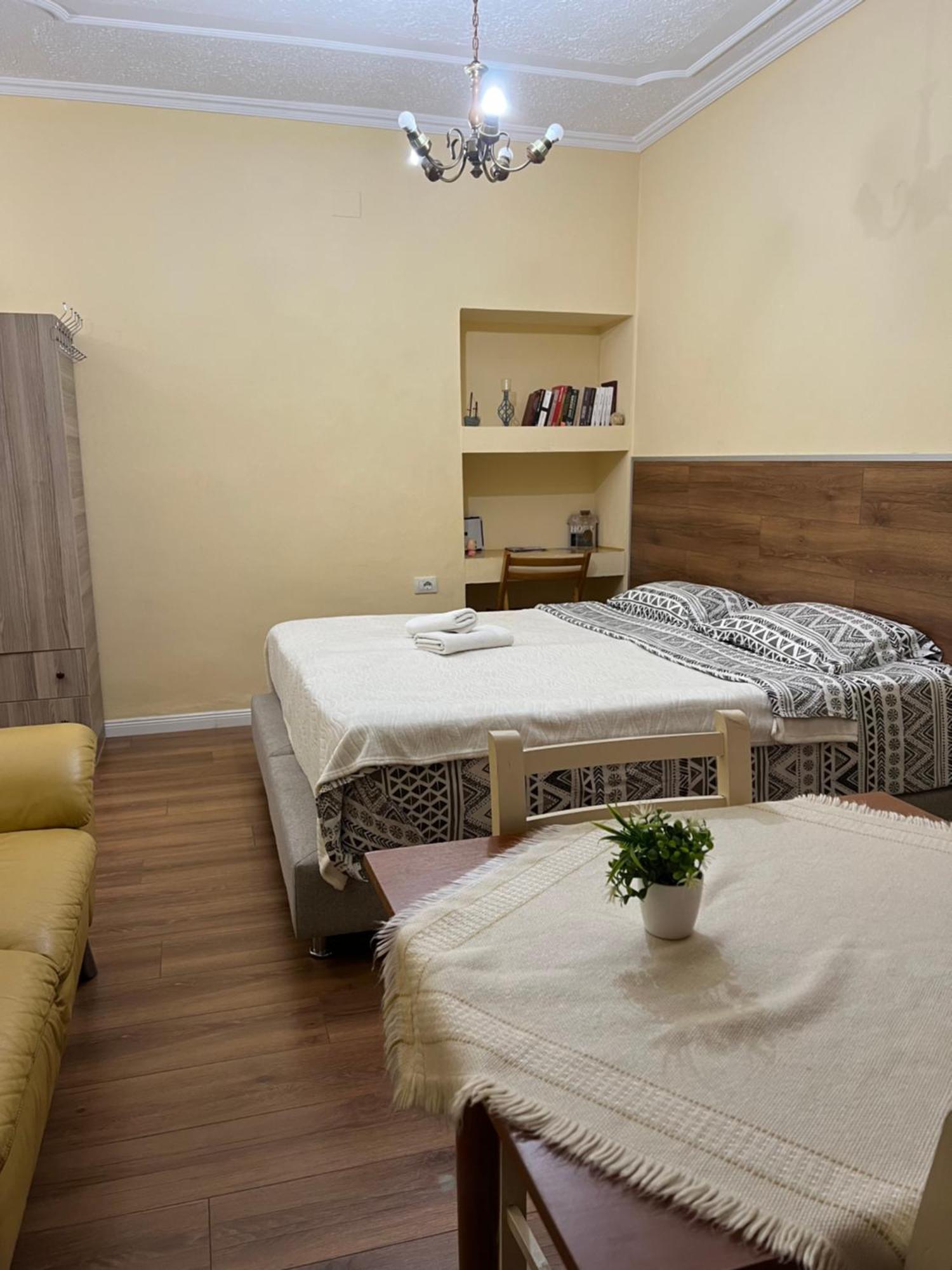 טיראנה Alle'S M Shyri Studio Apartment מראה חיצוני תמונה